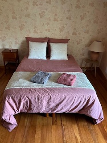 Chambre 1 (lit double)