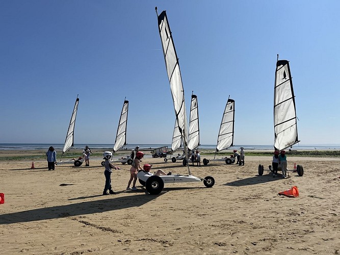 char-a-voile-plage-luc-sur-mer-credit-orane-trinite (6)