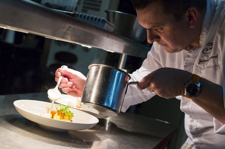 CF-Hotel Restaurant du Morvan-Chef en cuisine-4