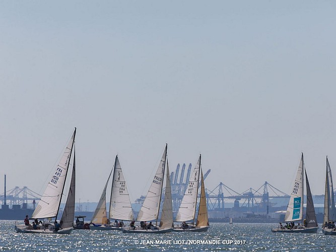 La-Vague-Normande-©-Jean-Lo