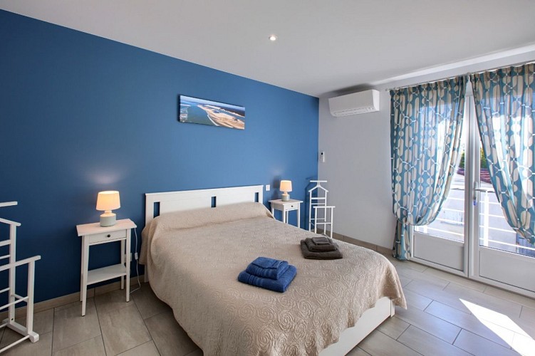 CHANT DES VIGNES chambre 3