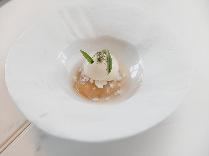 PHOTOS MAISON DOUCE EPOQUE-© 2025 Arthur JONCOUR, all rights reserved.462