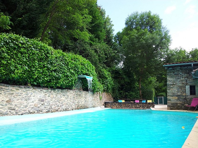 Unusual accommodation - Moulin de Chaules