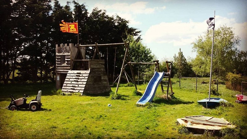 DOMAINE DES POIRASSES - GÎTE RUSTIQUE