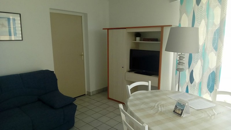 APPARTEMENT PAMPLEMOUSSE