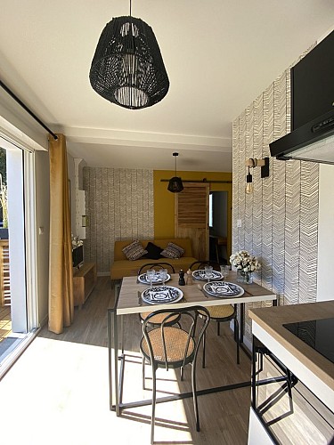 LOCATION MICHEAU ANNE