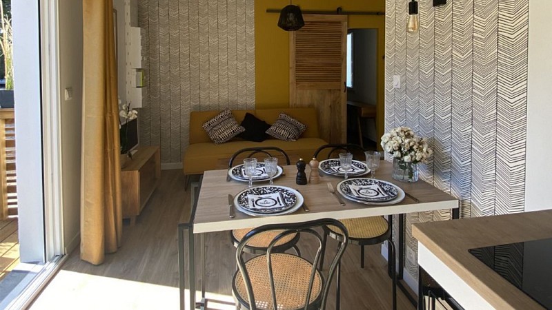 LOCATION MICHEAU ANNE