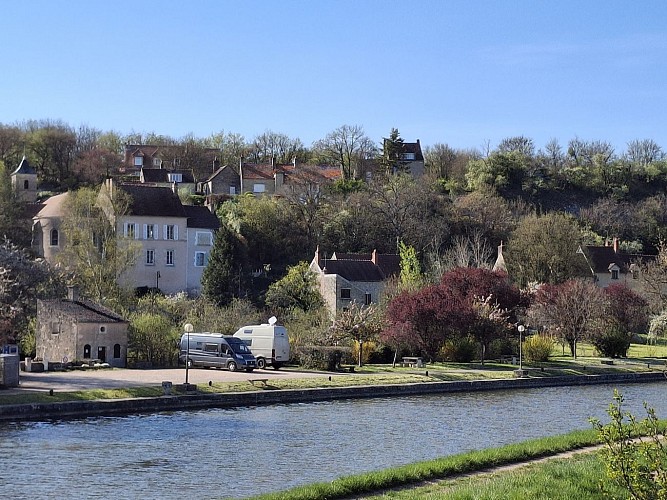 Canal du NIvernais à Clamecy