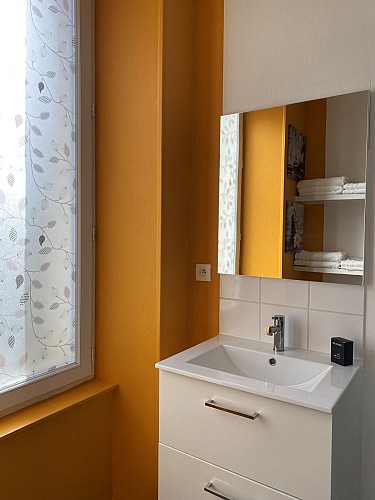 Appartement "Châteaux, poteries, vins et randonnées" N°2