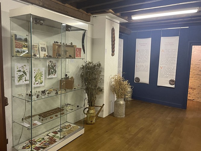 Maison d'Expositions de L'Araire