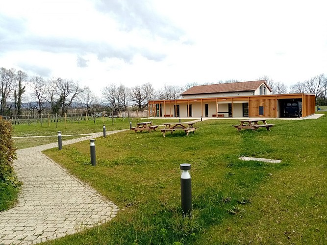 The launderer's house