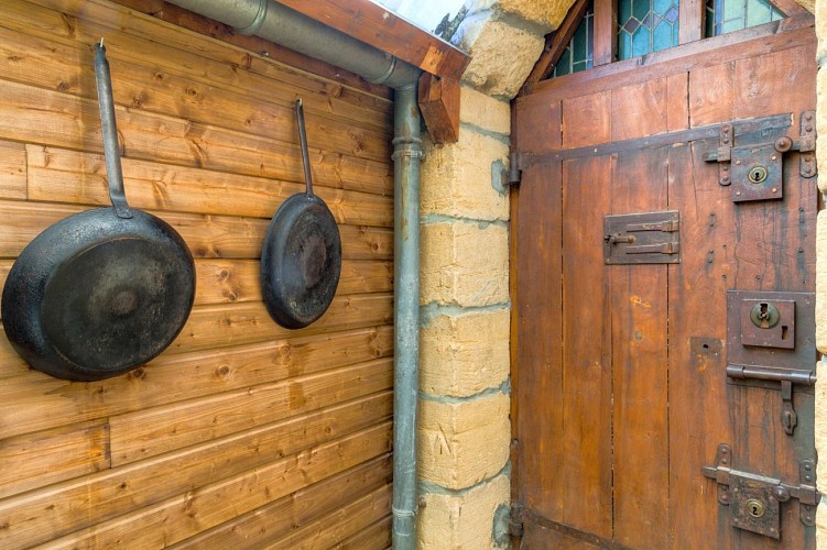 Aux Prisons de Montagny