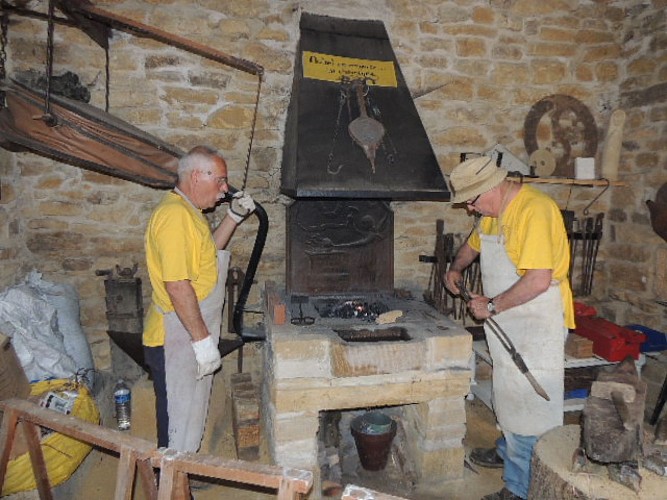 Glay limestone quarries