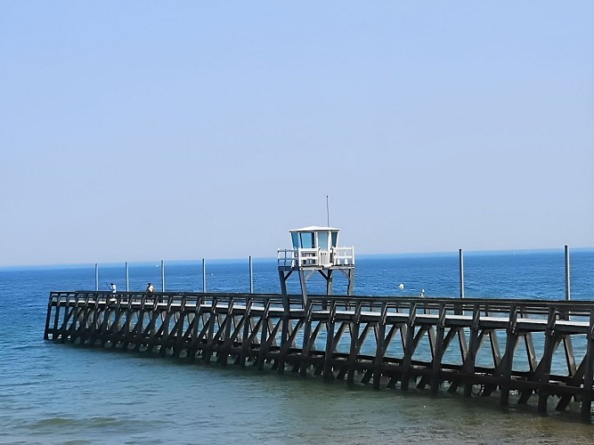 LA-JETEE-DE-LUC-SUR-MER-CREDIT-NATHALIE-PAPOUIN