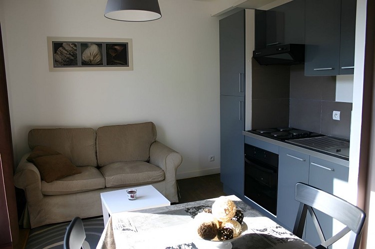 1.-MARTIN-Le-clos-lutin-La-fontaine