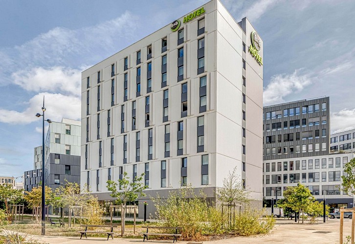 hotel-bordeaux-centre-saint-jean_4602_exterior-27336_0 1