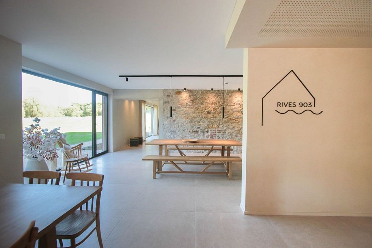 Rives903_Intérieur logo_redim05-2025©Rives903
