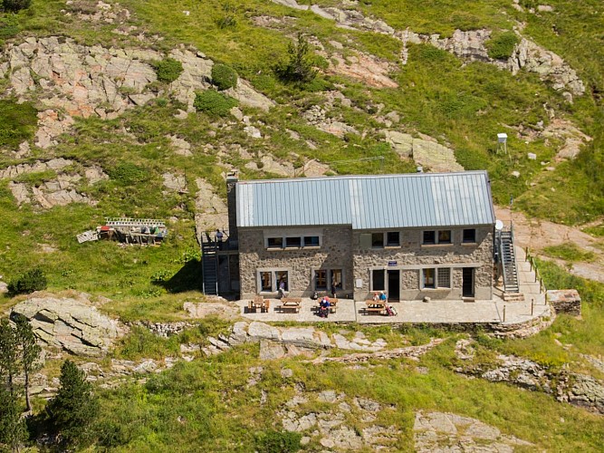 refuge-espingo-oo-luchon-pyrenees31