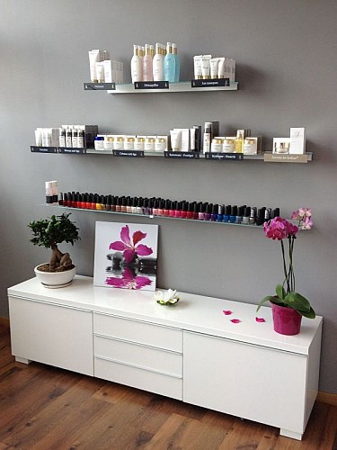 Au P'tit Soin d'Amandine-Institut de beauté