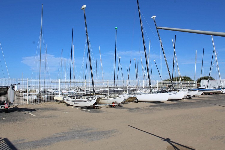 PARC À BATEAUX DU CENTRE NAUTIQUE DE ST-BREVIN