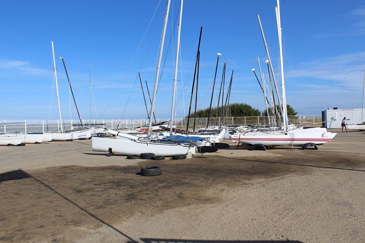 PARC À BATEAUX DU CENTRE NAUTIQUE DE ST-BREVIN