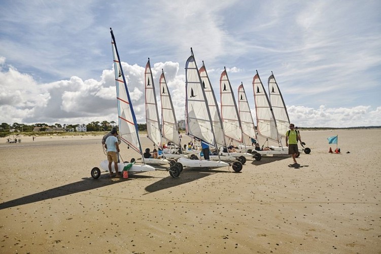 PARC À BATEAUX DU CENTRE NAUTIQUE DE ST-BREVIN