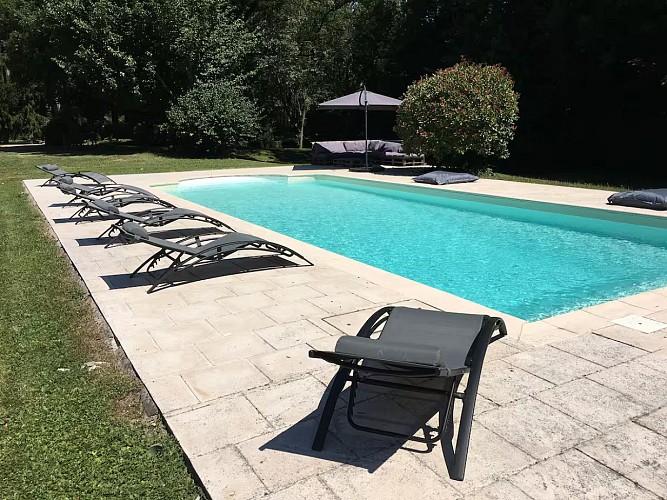 b352b7b5-0aca-439d-b51e-2ae2e9ce7cbe