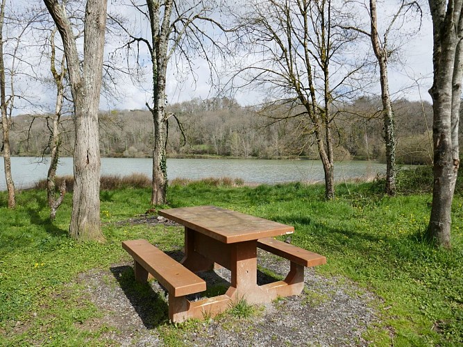 Lac Navailles Angos 11 cph SMT NB