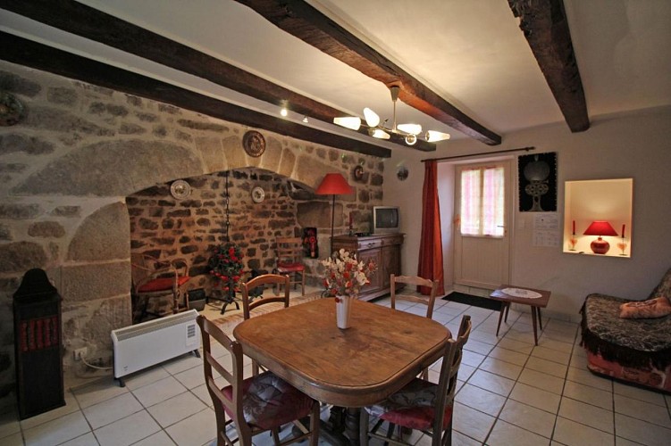 Gite "La Bachellerie" à Nedde  en Haute-Vienne (Limousin en Nouvelle Aquitaine)_6