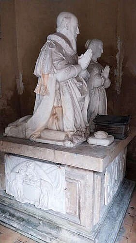 Tombeau de Sully