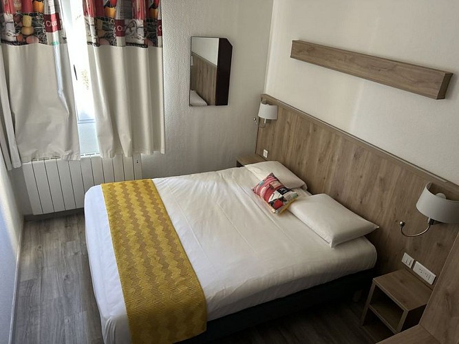 carentan-les-marais-contact-hotel-utah-beach-carentan-1