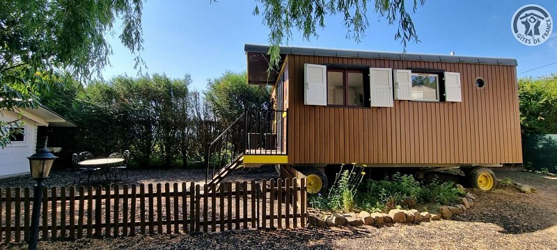 BESME La roulotte Les Églantines