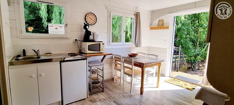 BESME La roulotte Les Églantines