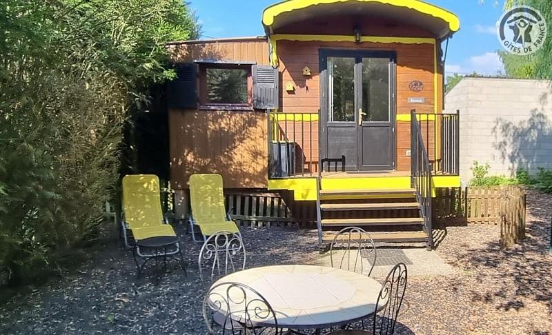 BESME La roulotte Les Églantines