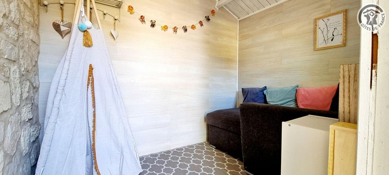 BESME La roulotte Les Églantines