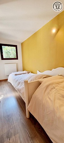 BESME La roulotte Les Églantines