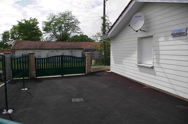 Parking 2 véhicules