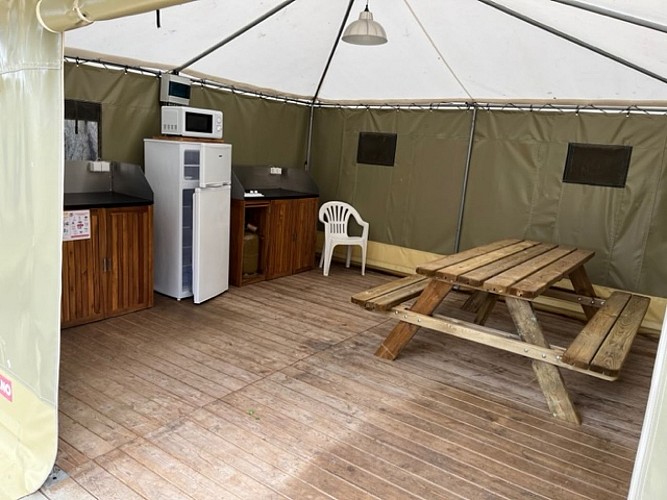 CAMPING USHUAÏA VILLAGES L’ESTUAIRE - LOCATION DE VÉLOS