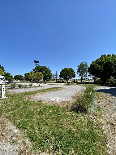 Aire de camping-car du camping du Chêne