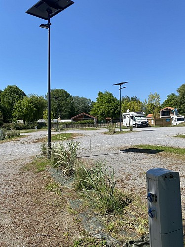 Aire de camping-car du camping du Chêne
