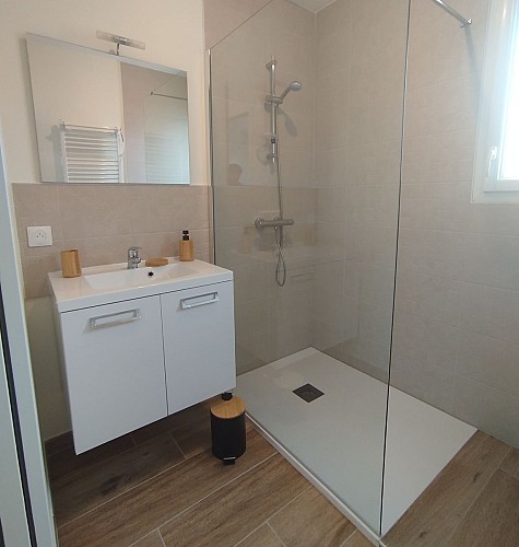 Aux pieds des 2 îles