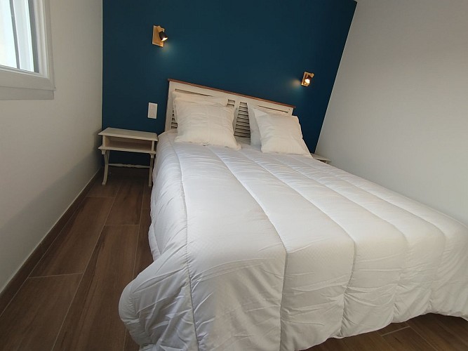 Aux pieds des 2 îles