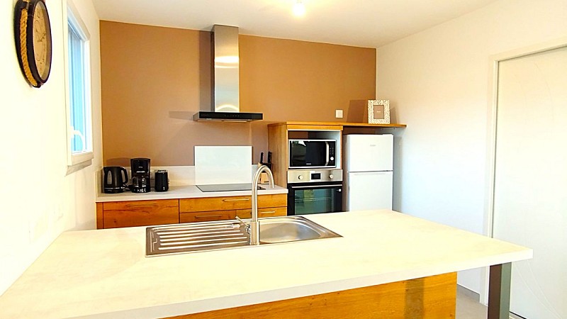 Aux pieds des 2 îles