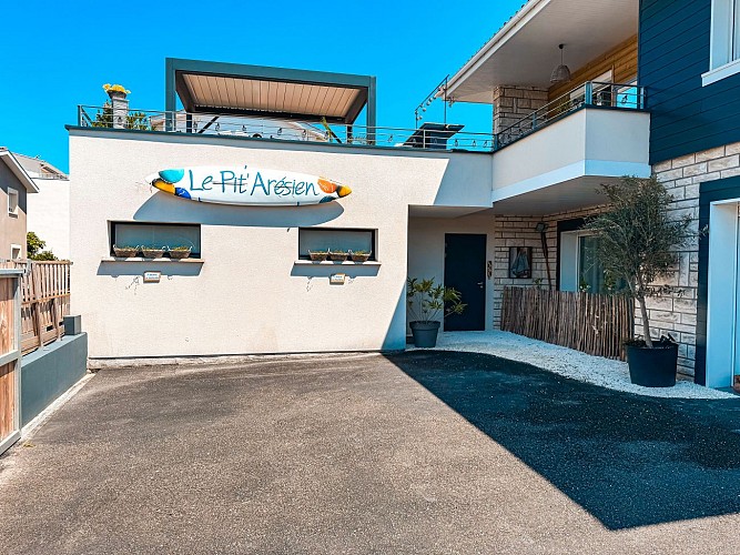 Extérieur parking ©Virginie Leboucq