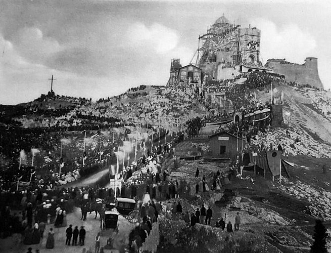 Historique - Notre Dame de la Garde - Construction