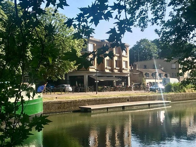 Le Corfou VUE DU CANAL