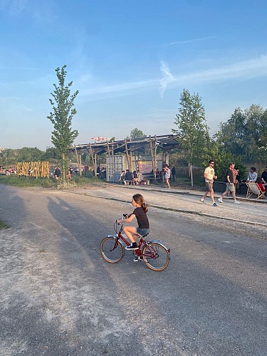 BB · La Guinguette du Cours St-So 