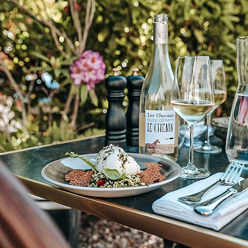 Coq-hardi-restaurant-presentation-1