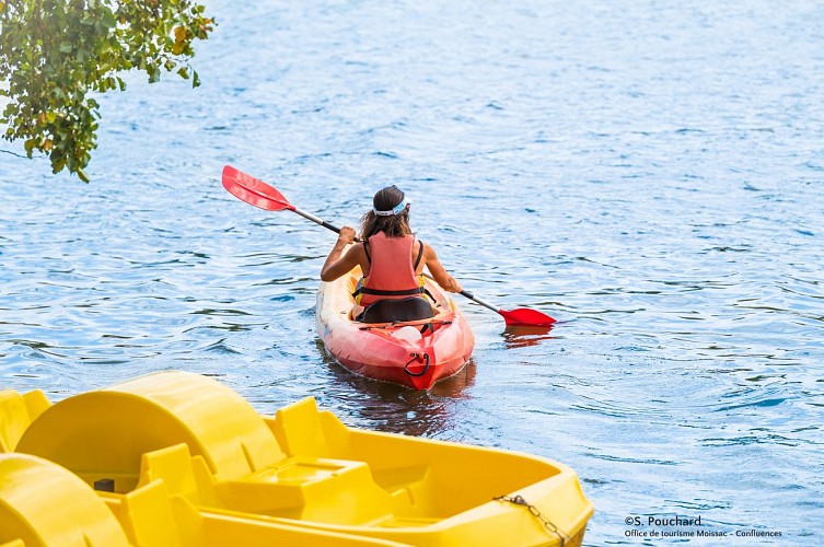 Discover Moissac along the river in a canoe-kayak