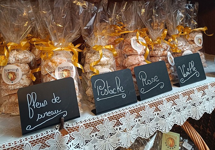 Les Dames de Laon II SIM